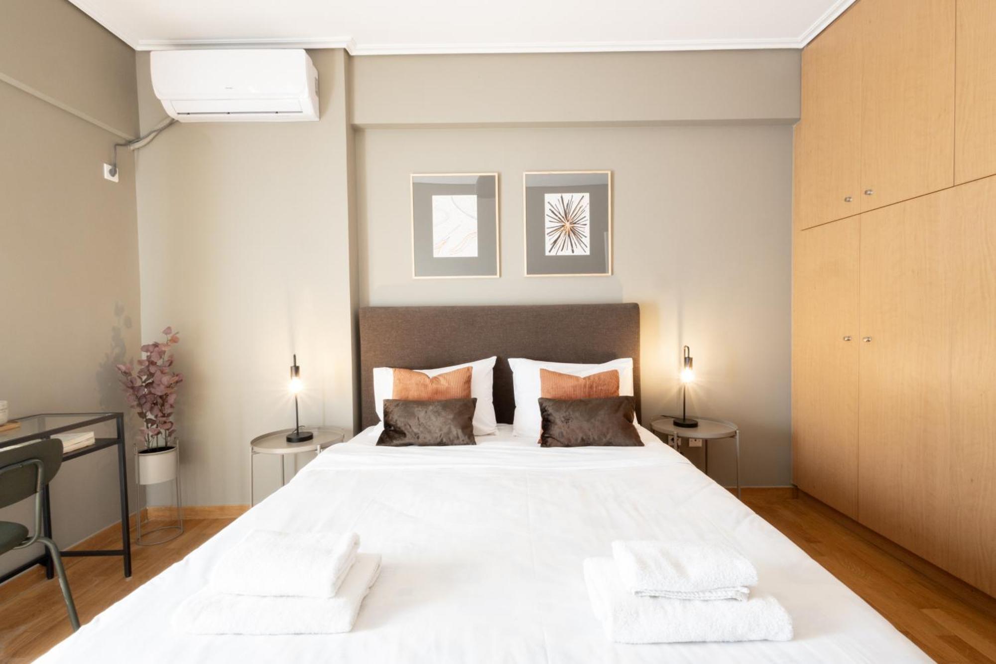Renovated 3 Bedroom Apt With Acropolis View Atenas Exterior foto
